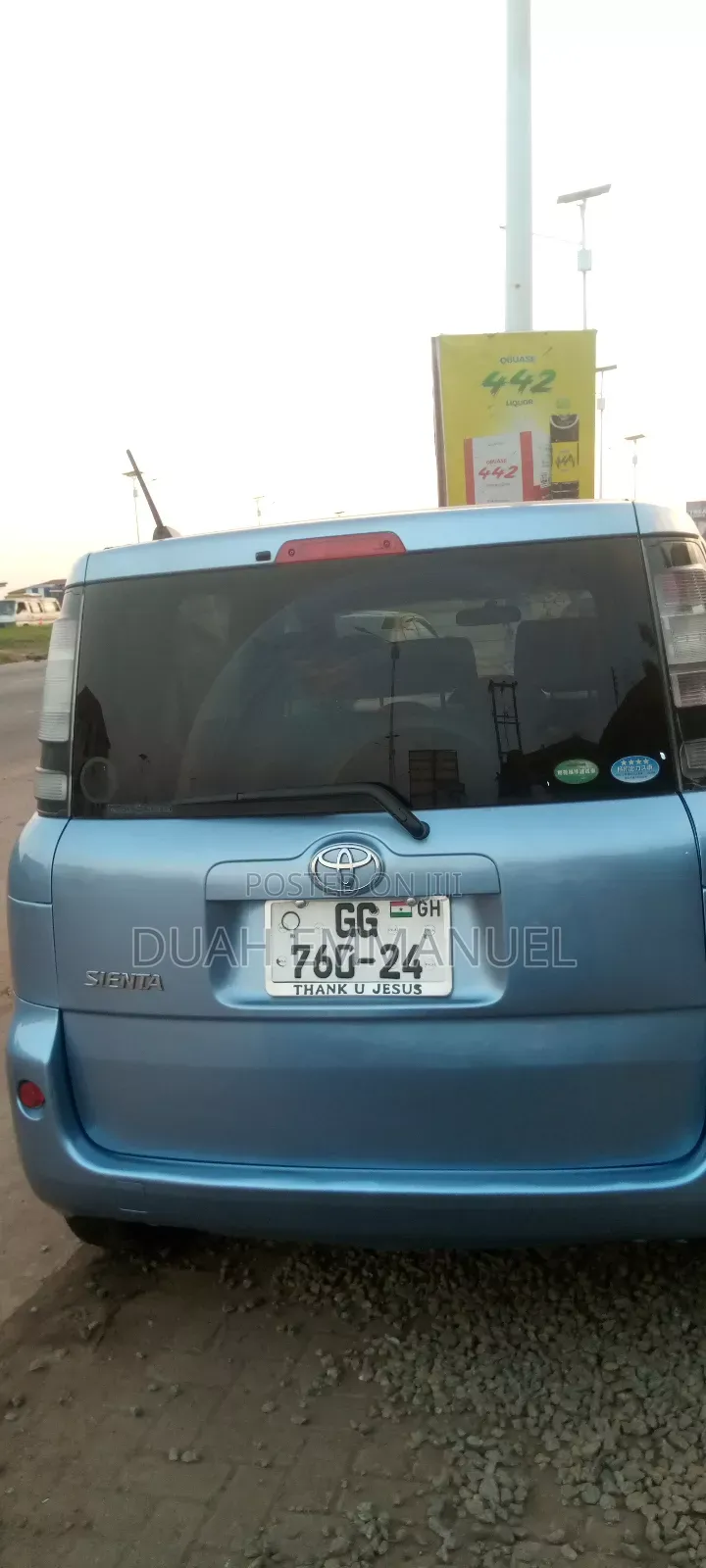 Toyota Sienta 1.5 AWD 2010 Blue