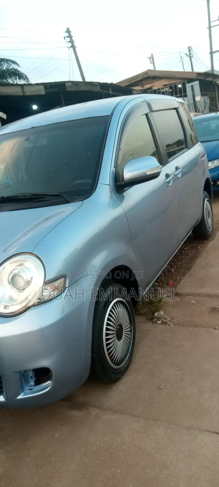 Toyota Sienta 1.5 AWD 2010 Blue