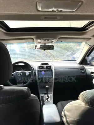 Toyota Corolla S Special Edition 4dr Sedan (1.8L 4cyl 4A) 2013 Pearl