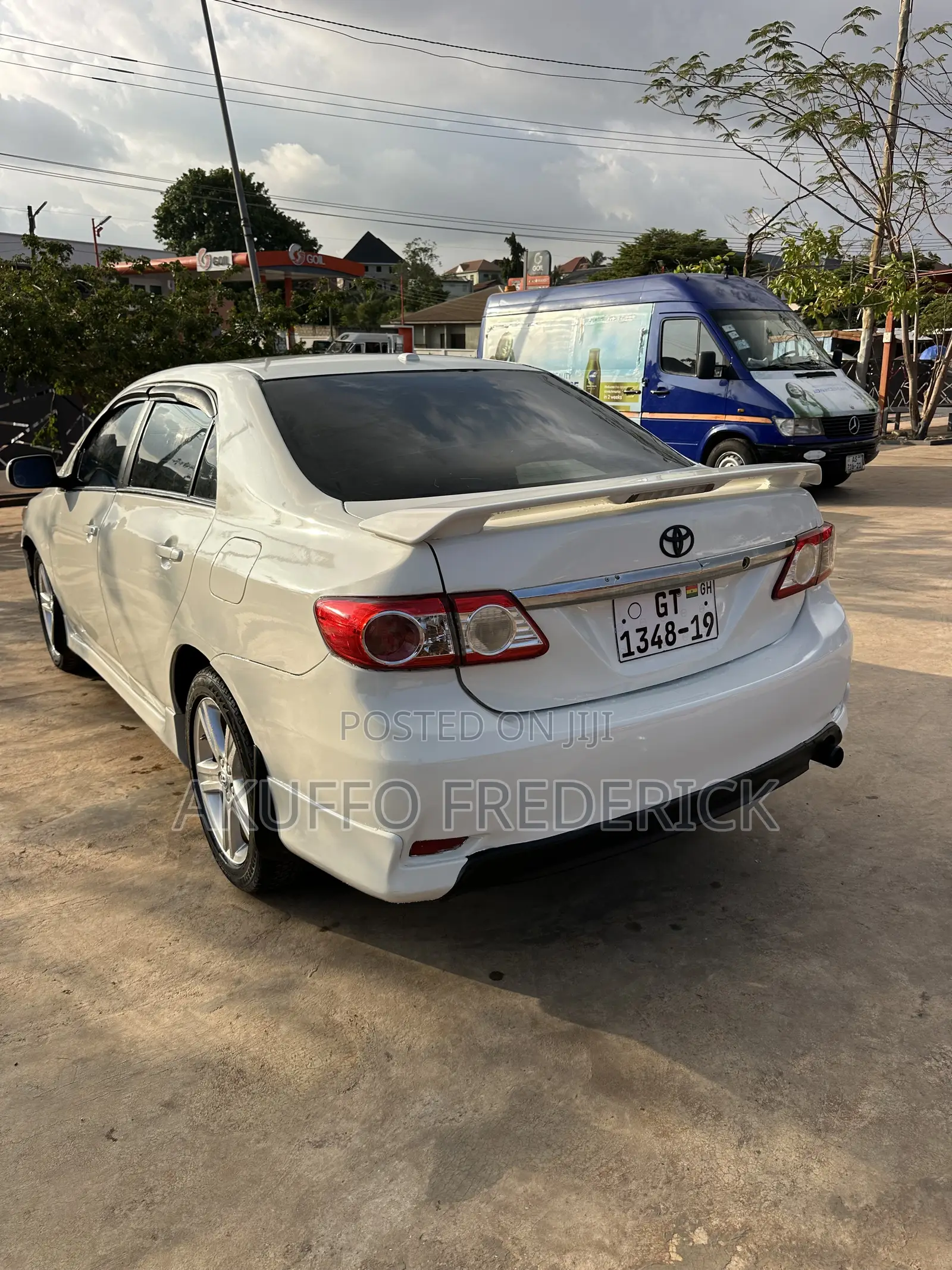 Toyota Corolla S Special Edition 4dr Sedan (1.8L 4cyl 4A) 2013 Pearl