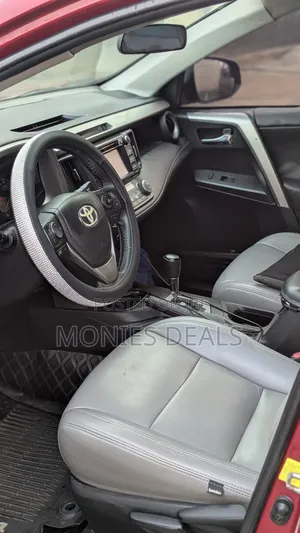 Toyota RAV4 2017
