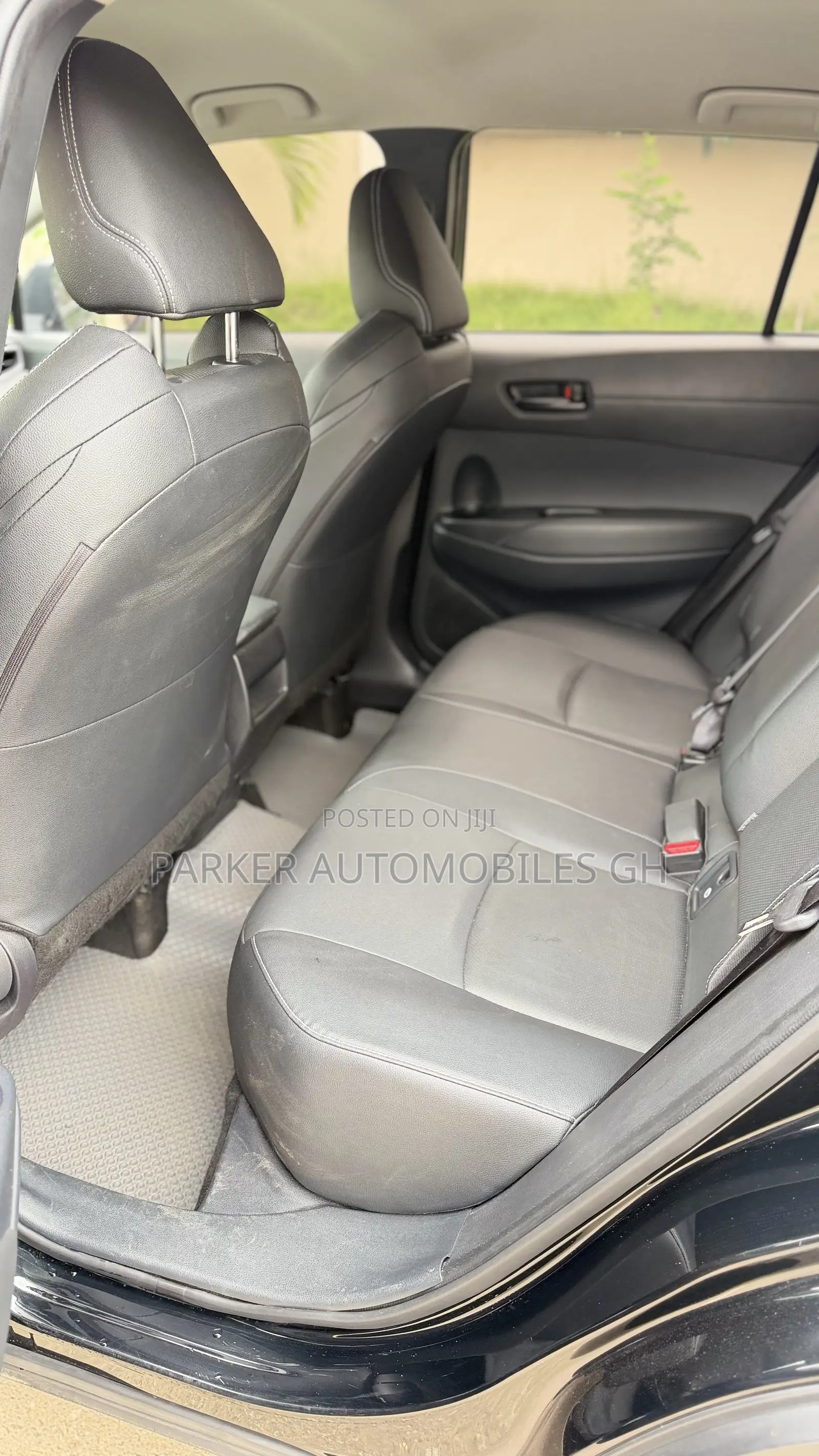 Toyota Corolla Cross XLE 2025 Black