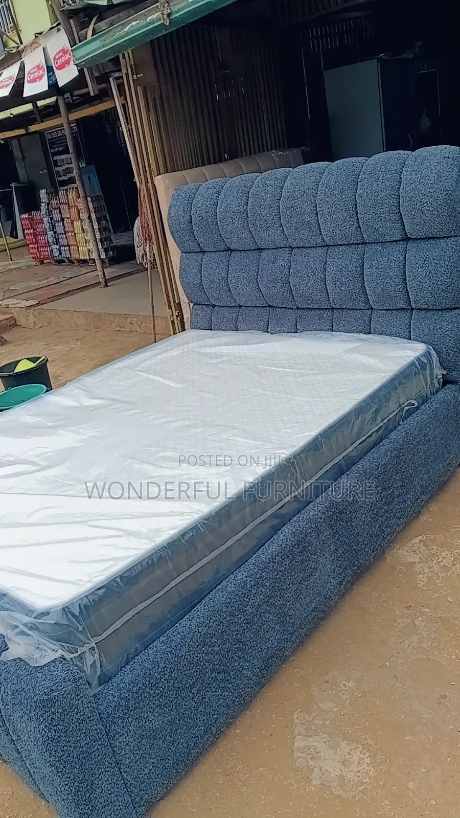 Design Double Bed