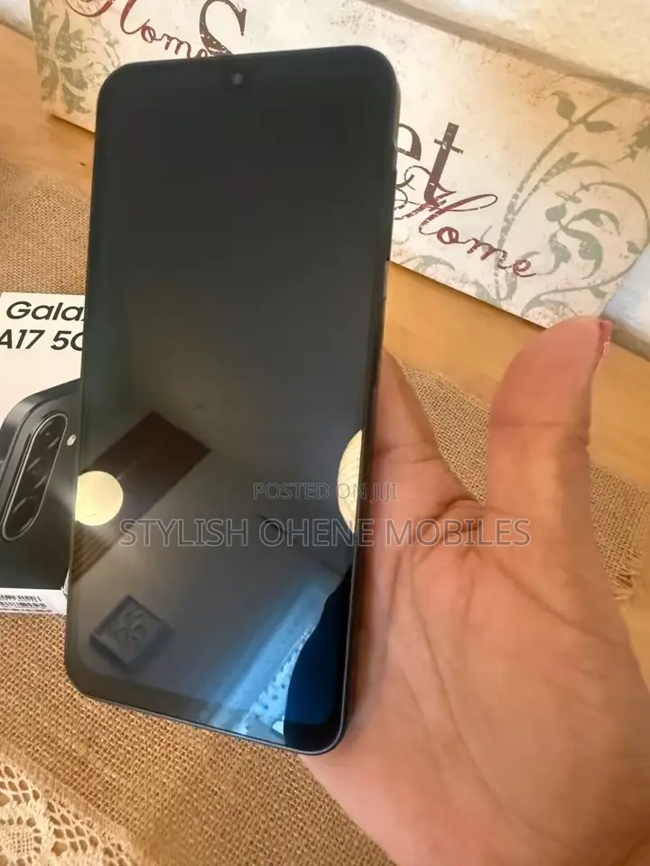 New Samsung Galaxy A17 5G 256 GB Black