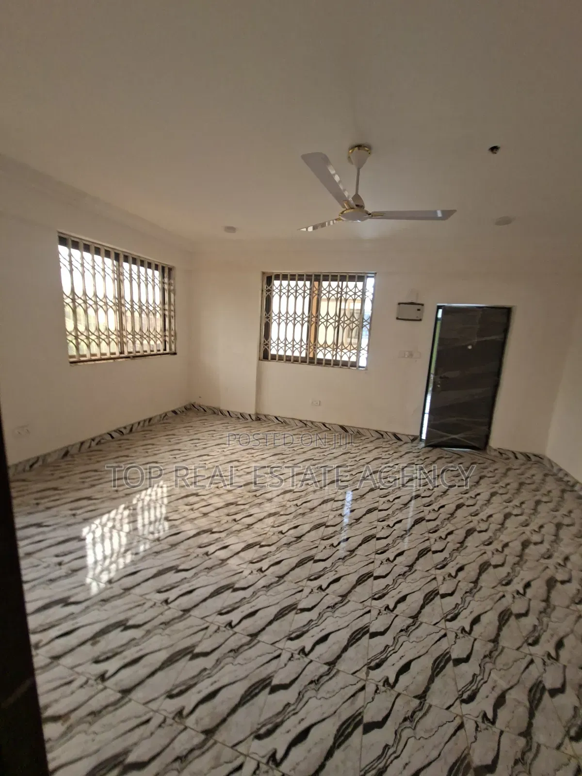 1bdrm Apartment in Madina Un, Zongo Junction for rent