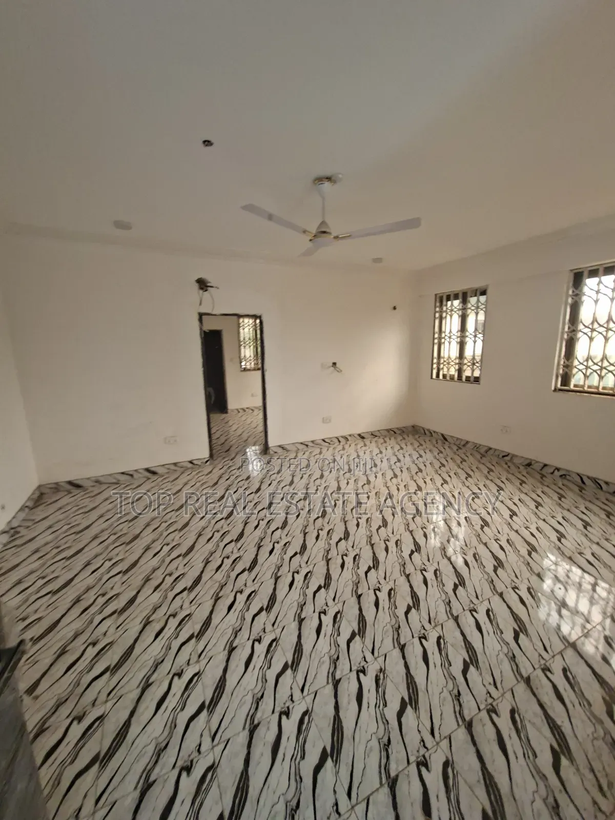 1bdrm Apartment in Madina Un, Zongo Junction for rent