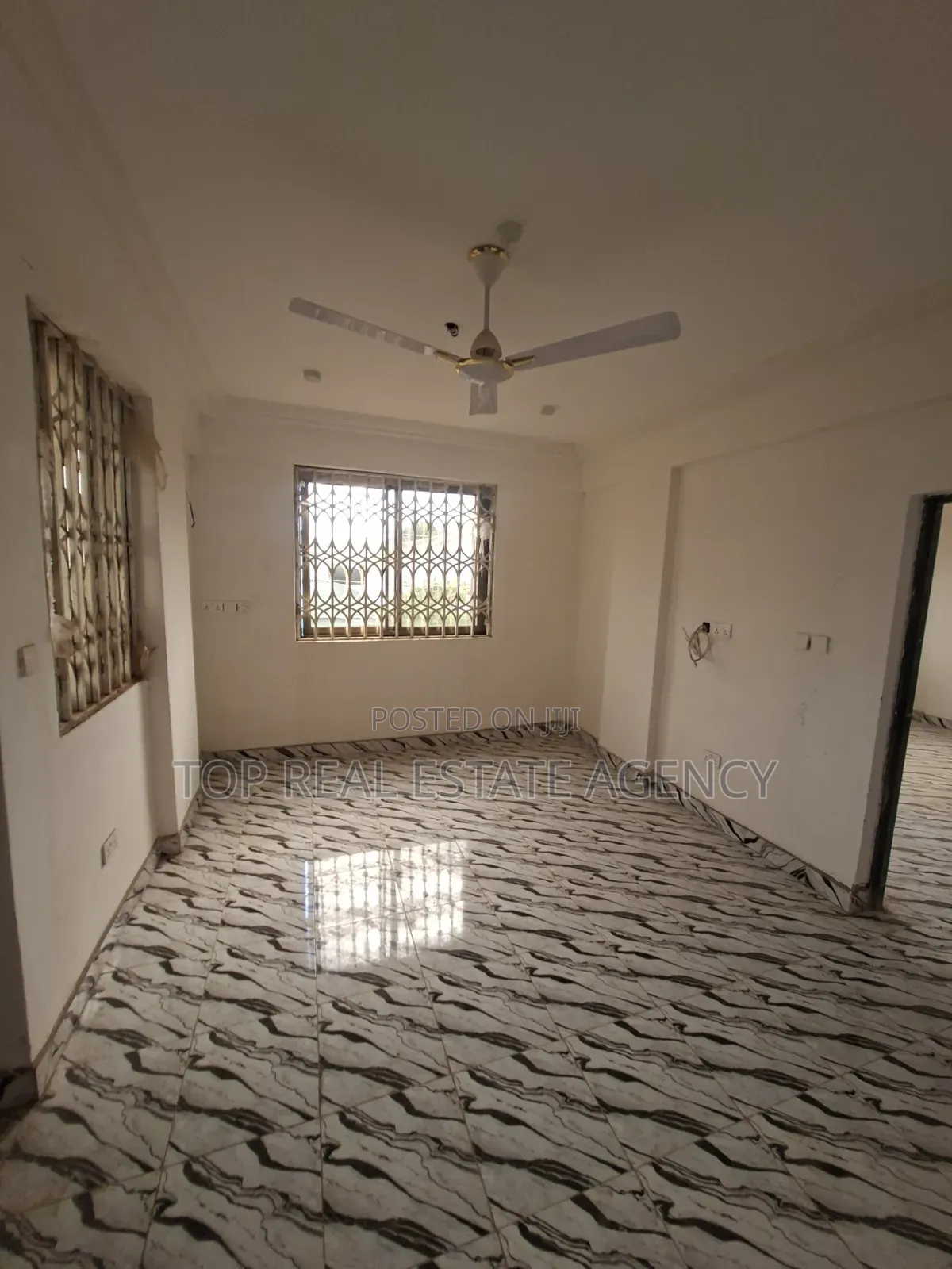 1bdrm Apartment in Madina Un, Zongo Junction for rent