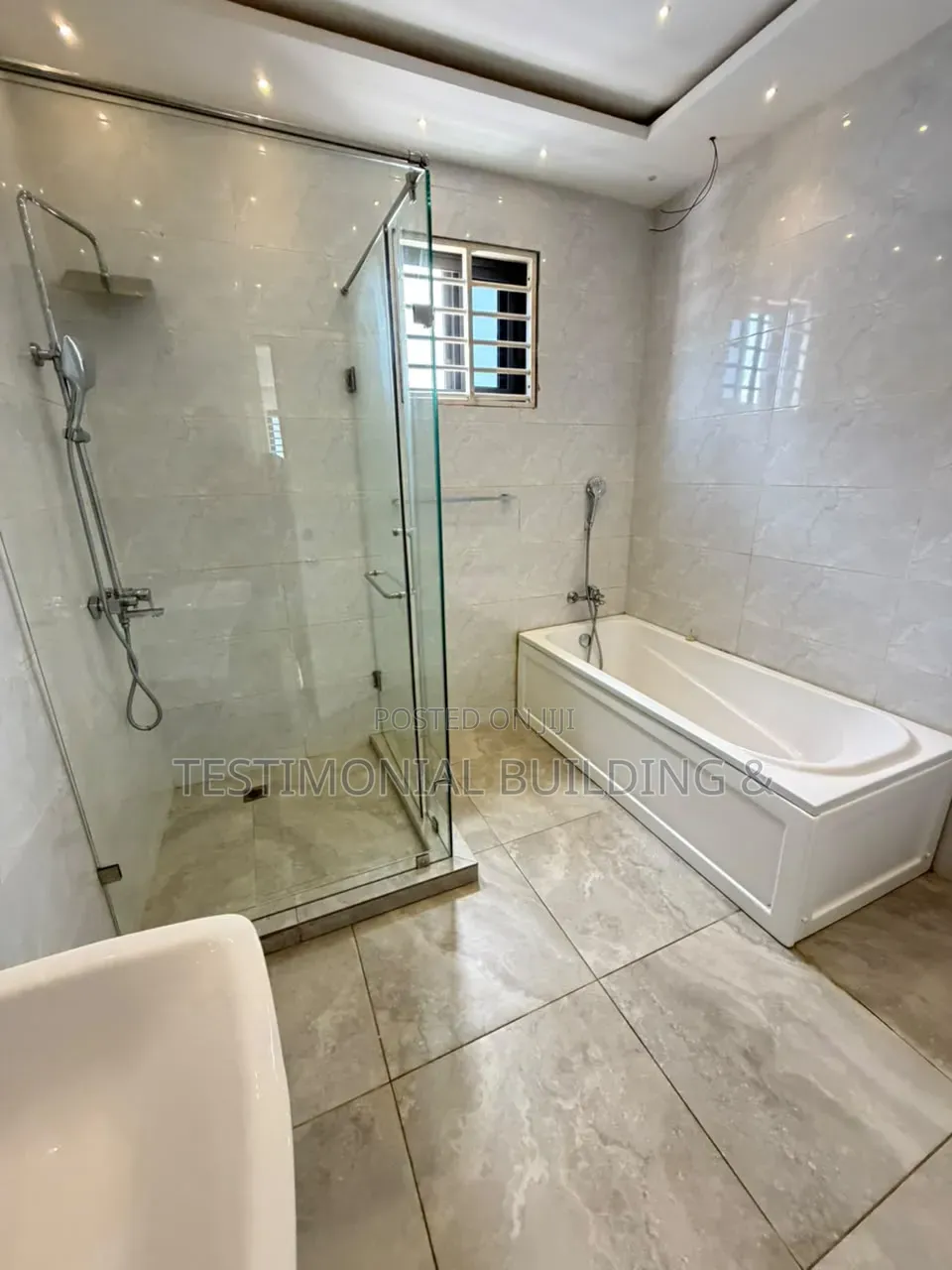 4bdrm House in Testimonial Building, Police Station for rent
