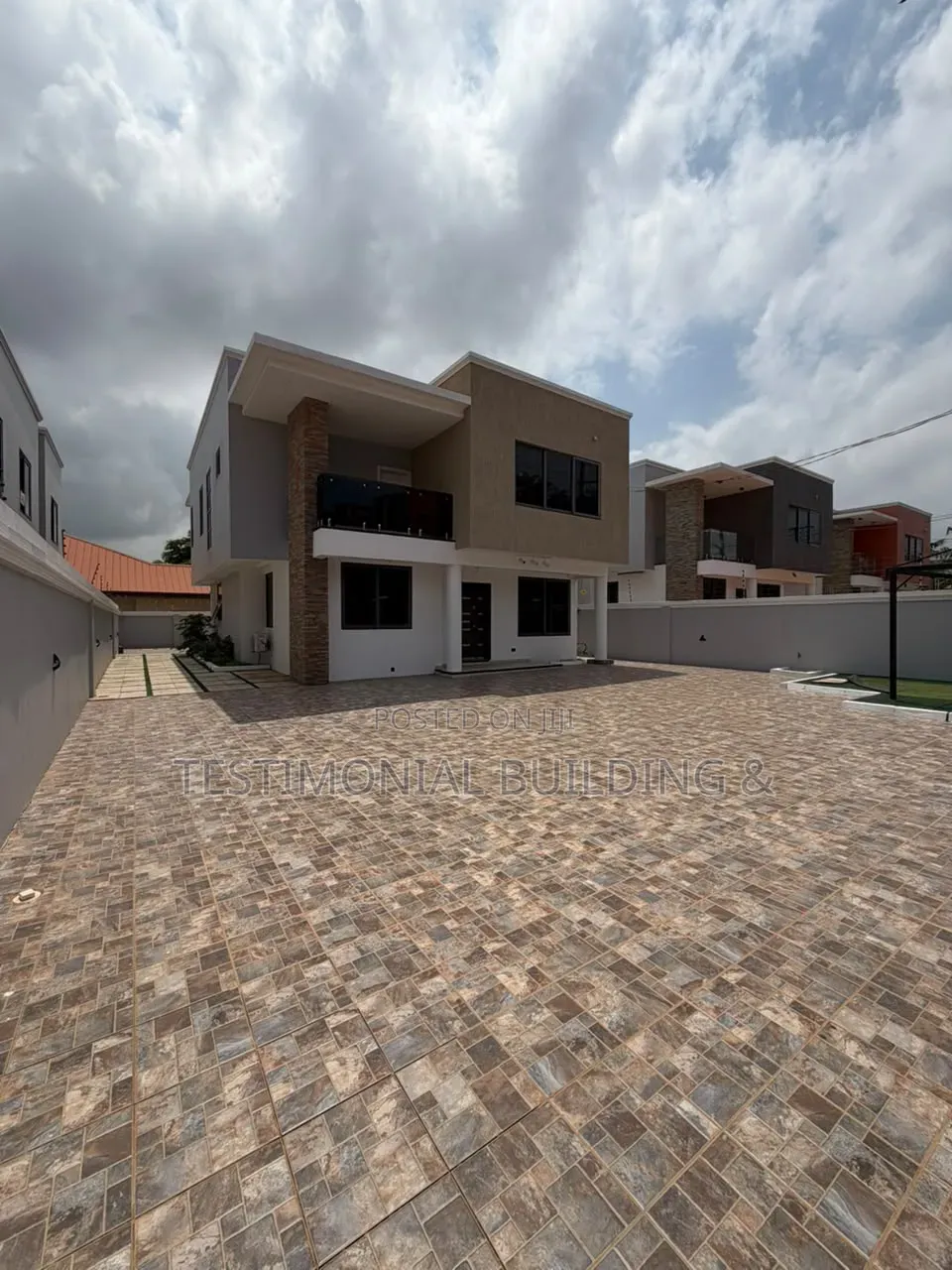 4bdrm House in Testimonial Building, Police Station for rent