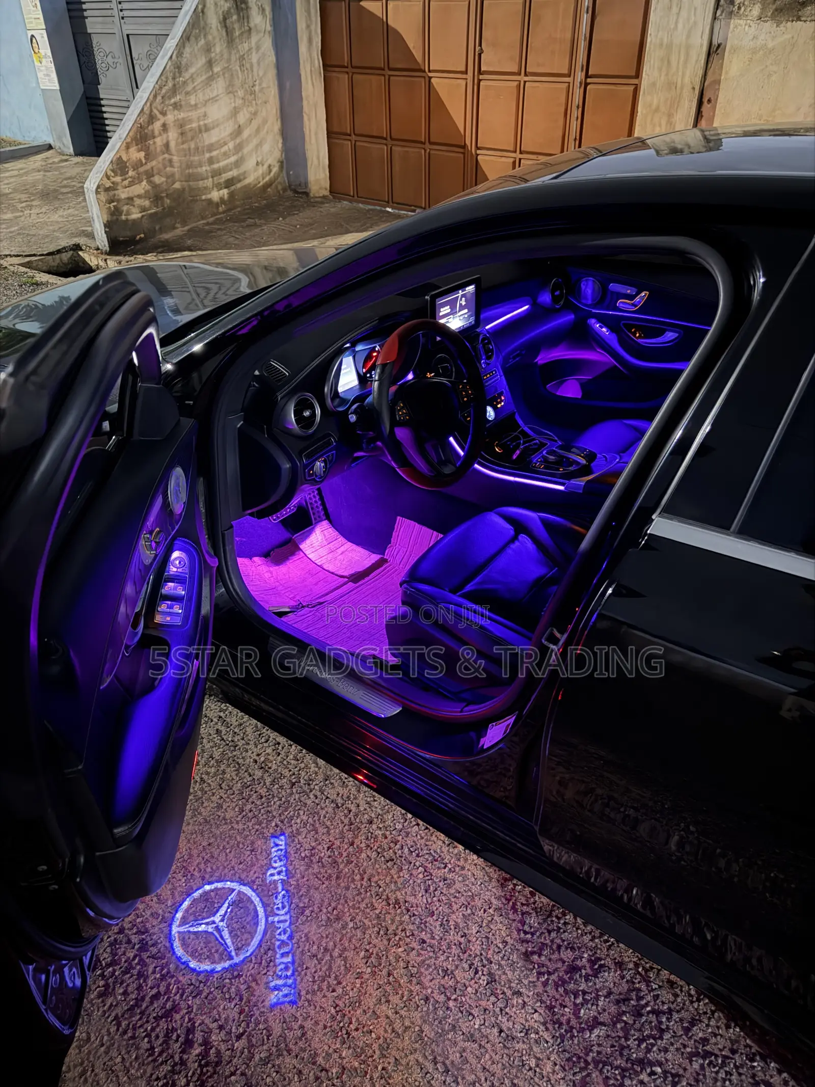 Mercedes-Benz C300 Luxury Sedan RWD (2.0L 4cyl 7A) 2016 Black