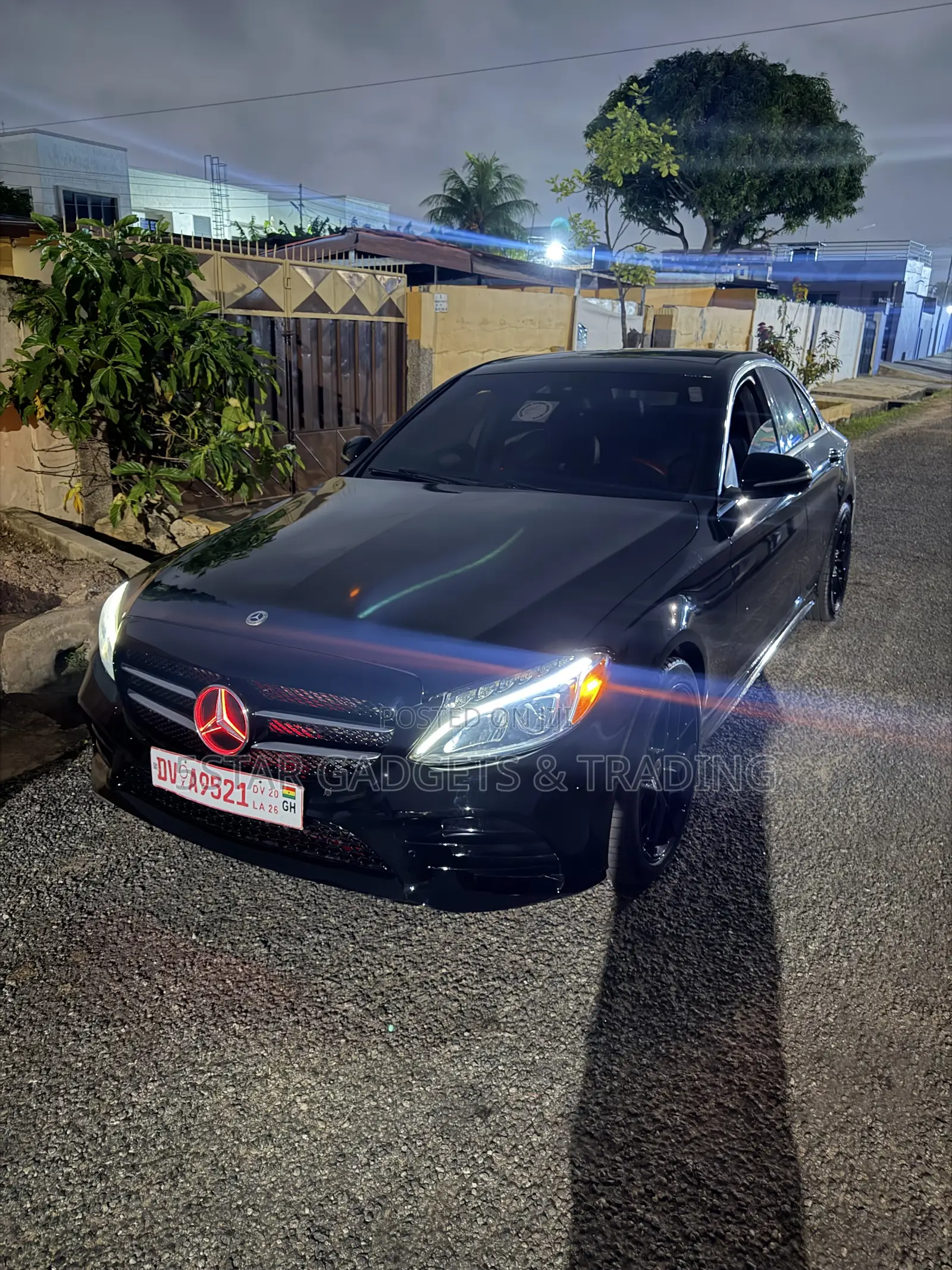 Mercedes-Benz C300 Luxury Sedan RWD (2.0L 4cyl 7A) 2016 Black