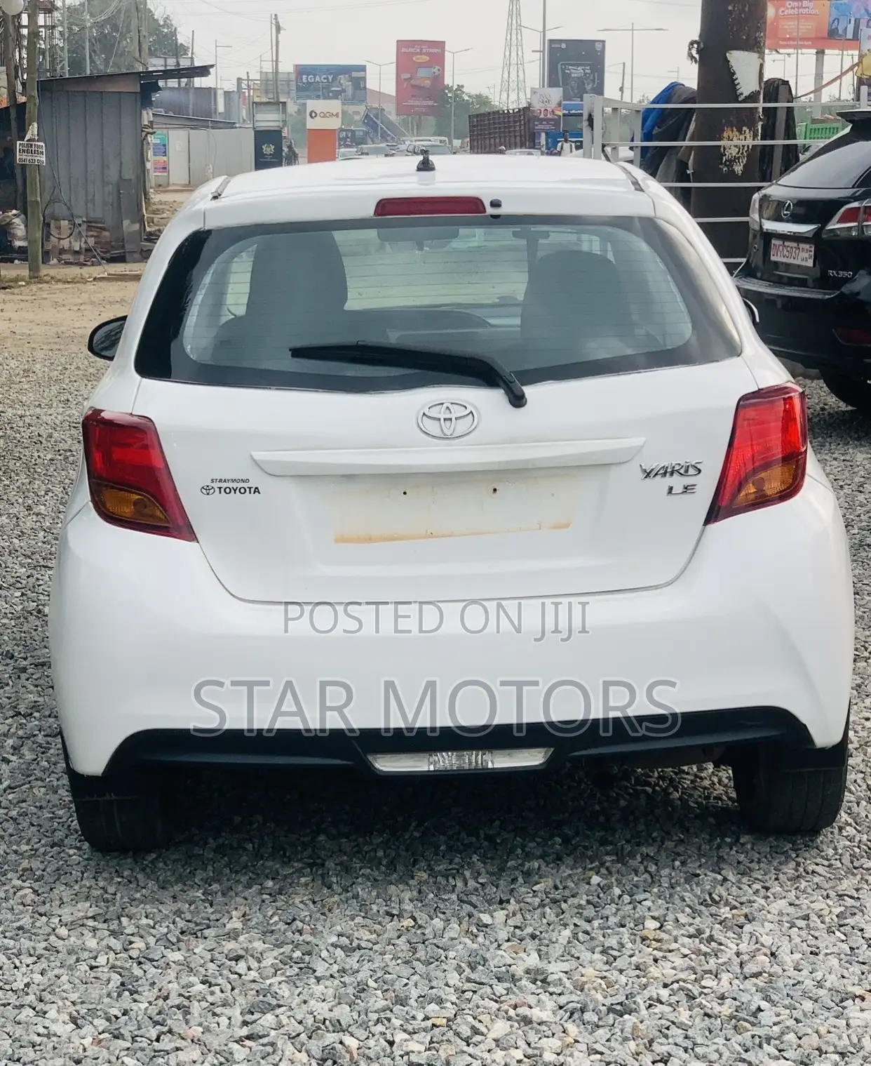 Toyota Yaris LE Hatchback 5dr 2015 White