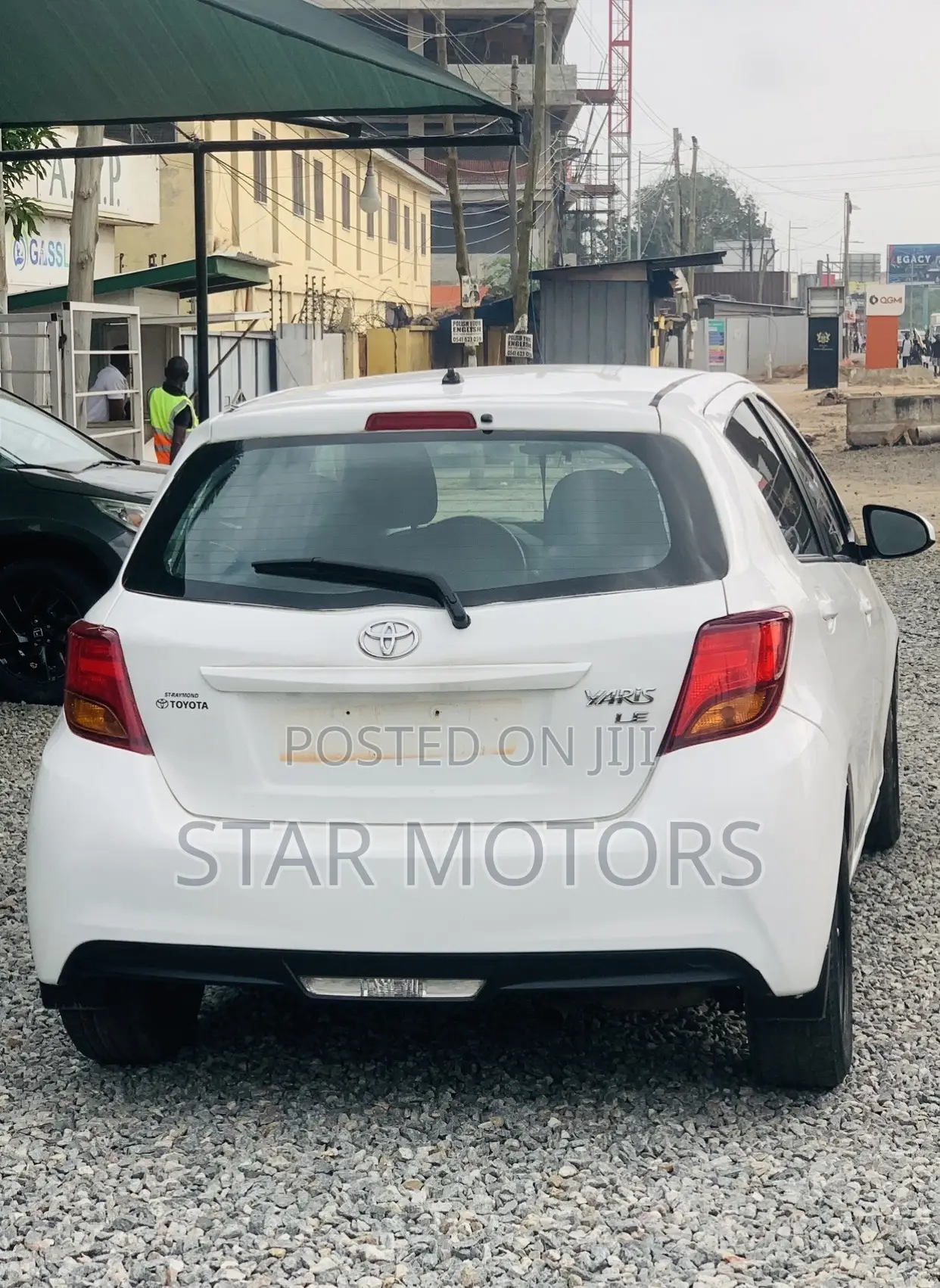 Toyota Yaris LE Hatchback 5dr 2015 White