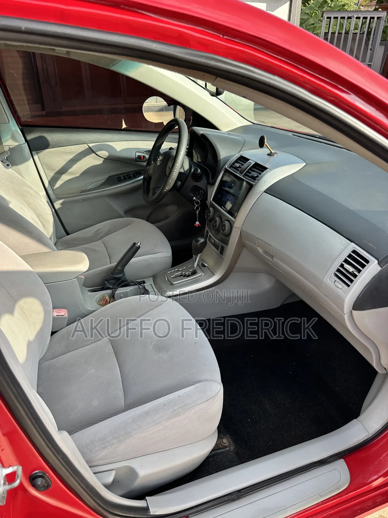 Toyota Corolla LE 4dr Sedan (1.8L 4cyl 4A) 2012 Red
