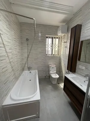 4bdrm House in Testimonial Building, Police Station for rent