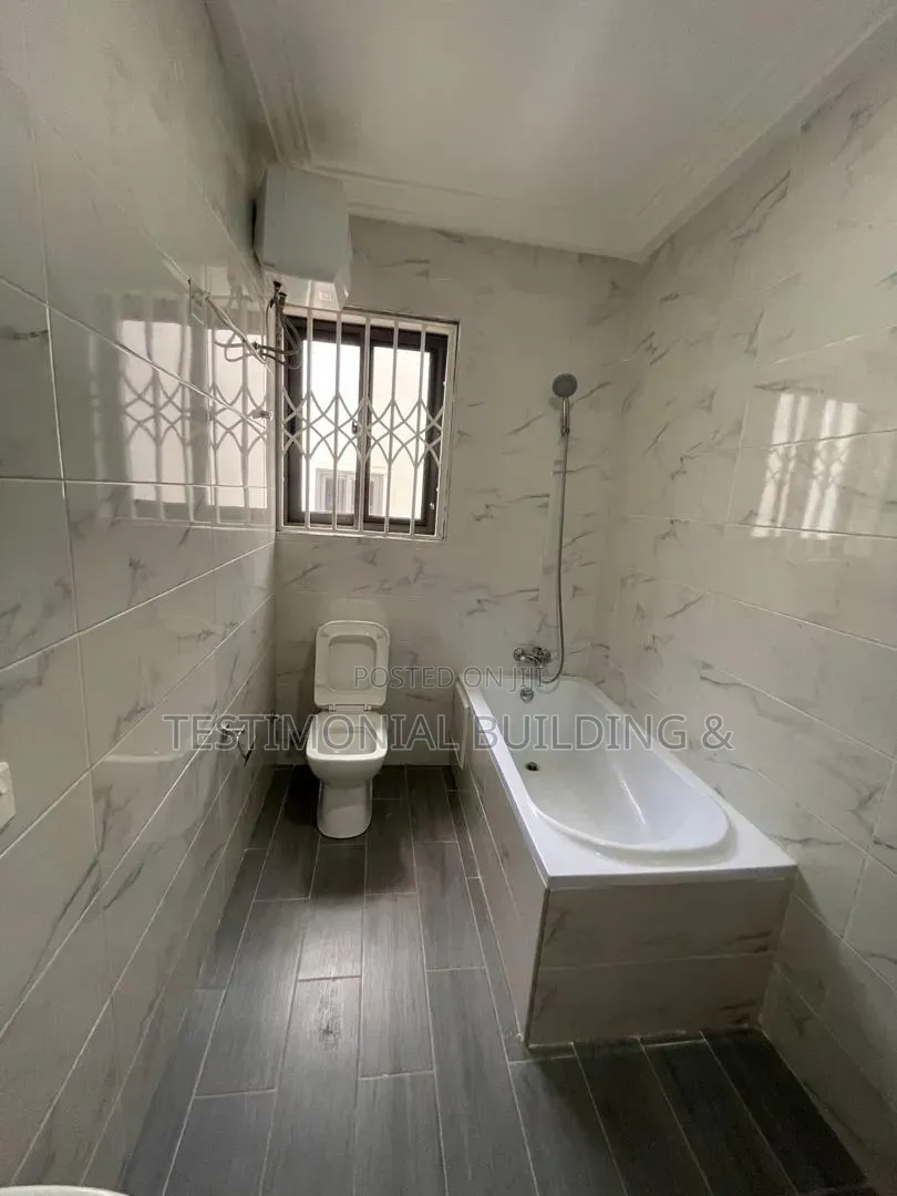 4bdrm House in Testimonial Building, Police Station for rent