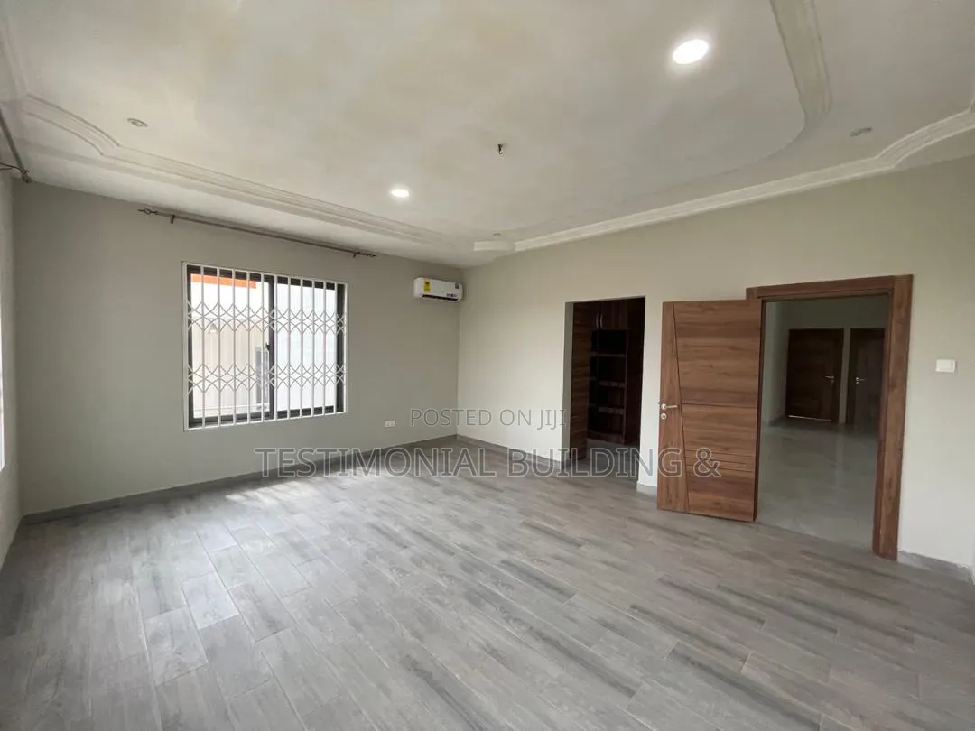 4bdrm House in Testimonial Building, Police Station for rent