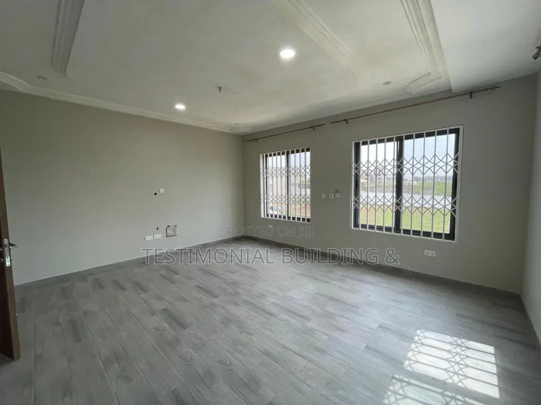 4bdrm House in Testimonial Building, Police Station for rent