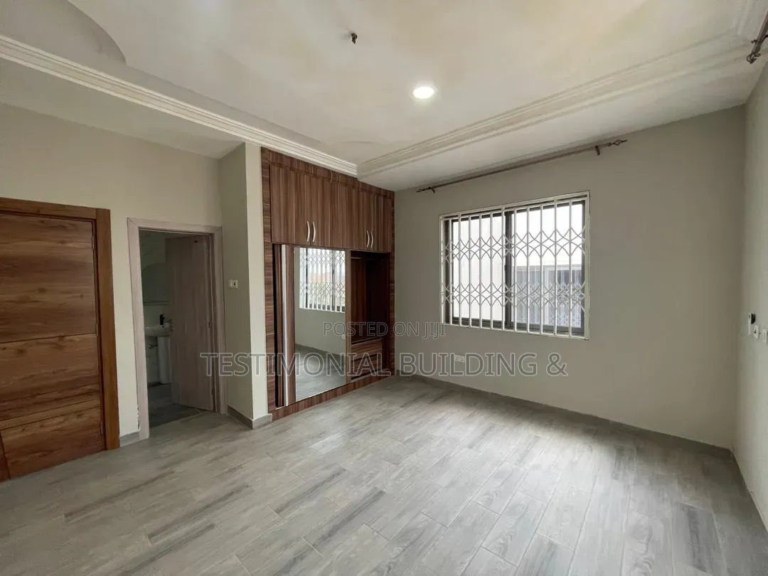 4bdrm House in Testimonial Building, Police Station for rent