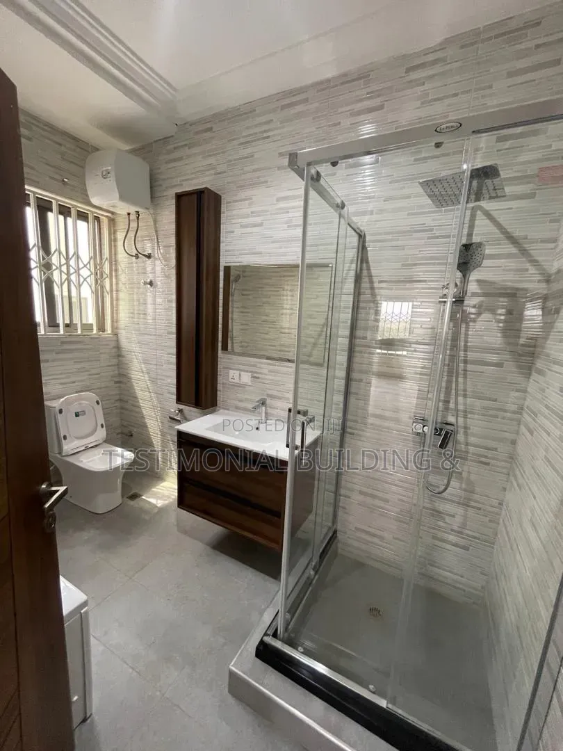 4bdrm House in Testimonial Building, Police Station for rent