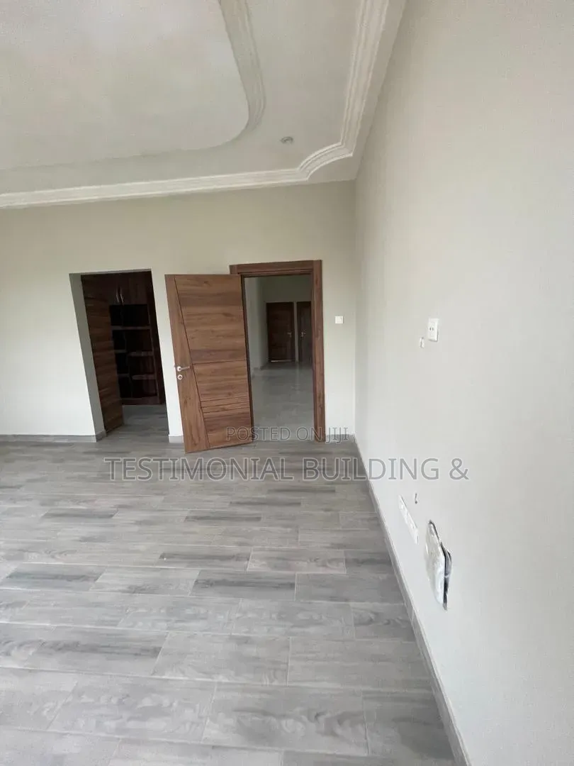 4bdrm House in Testimonial Building, Police Station for rent