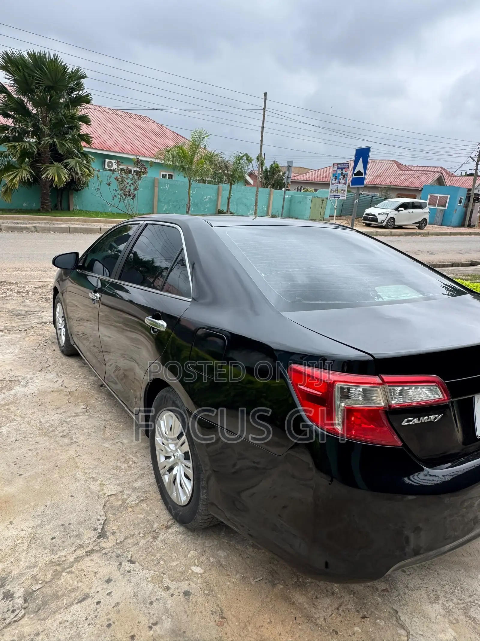 Toyota Camry L 4dr Sedan (2.5L 4cyl 6A) 2012 Black