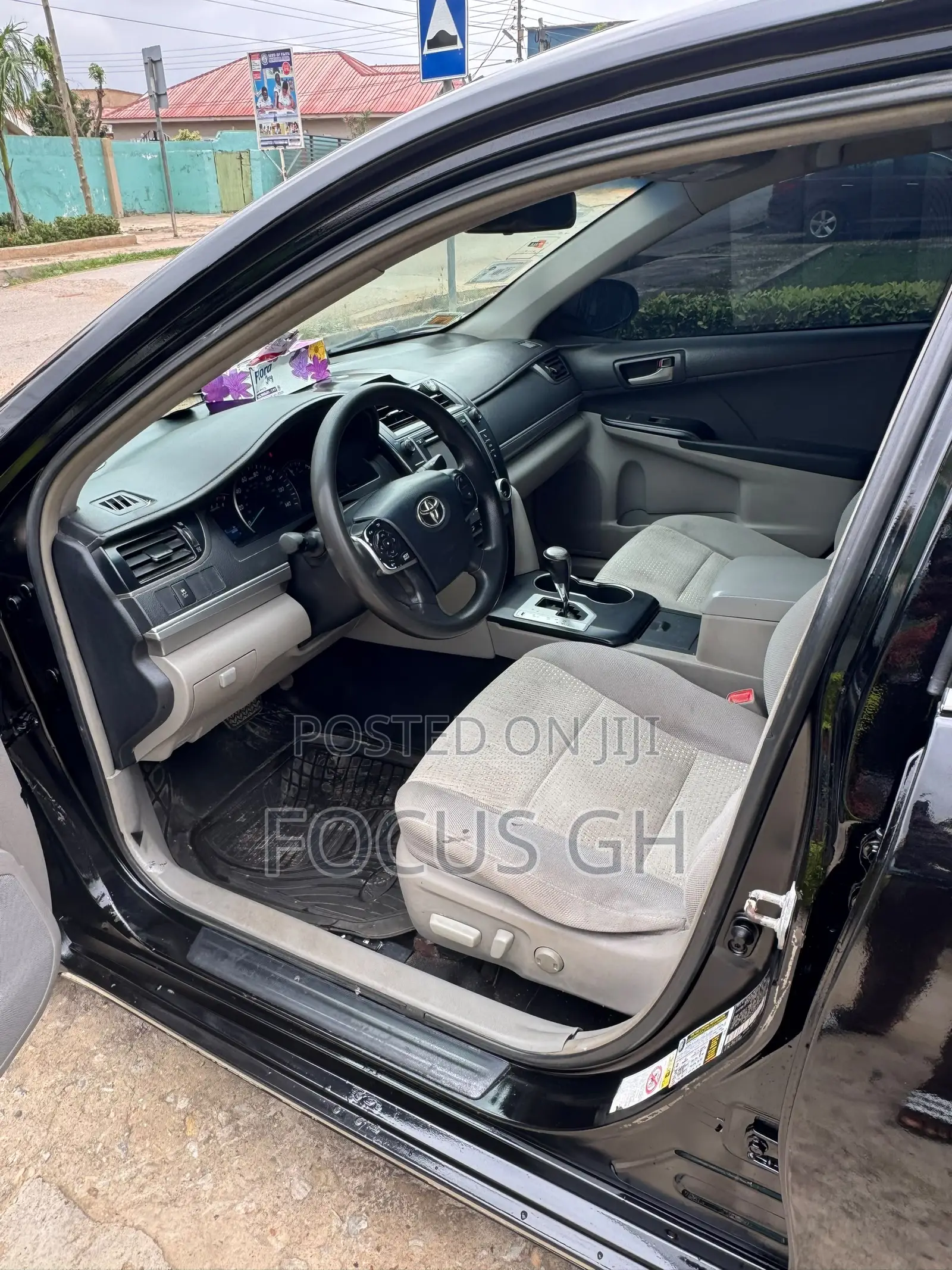 Toyota Camry L 4dr Sedan (2.5L 4cyl 6A) 2012 Black