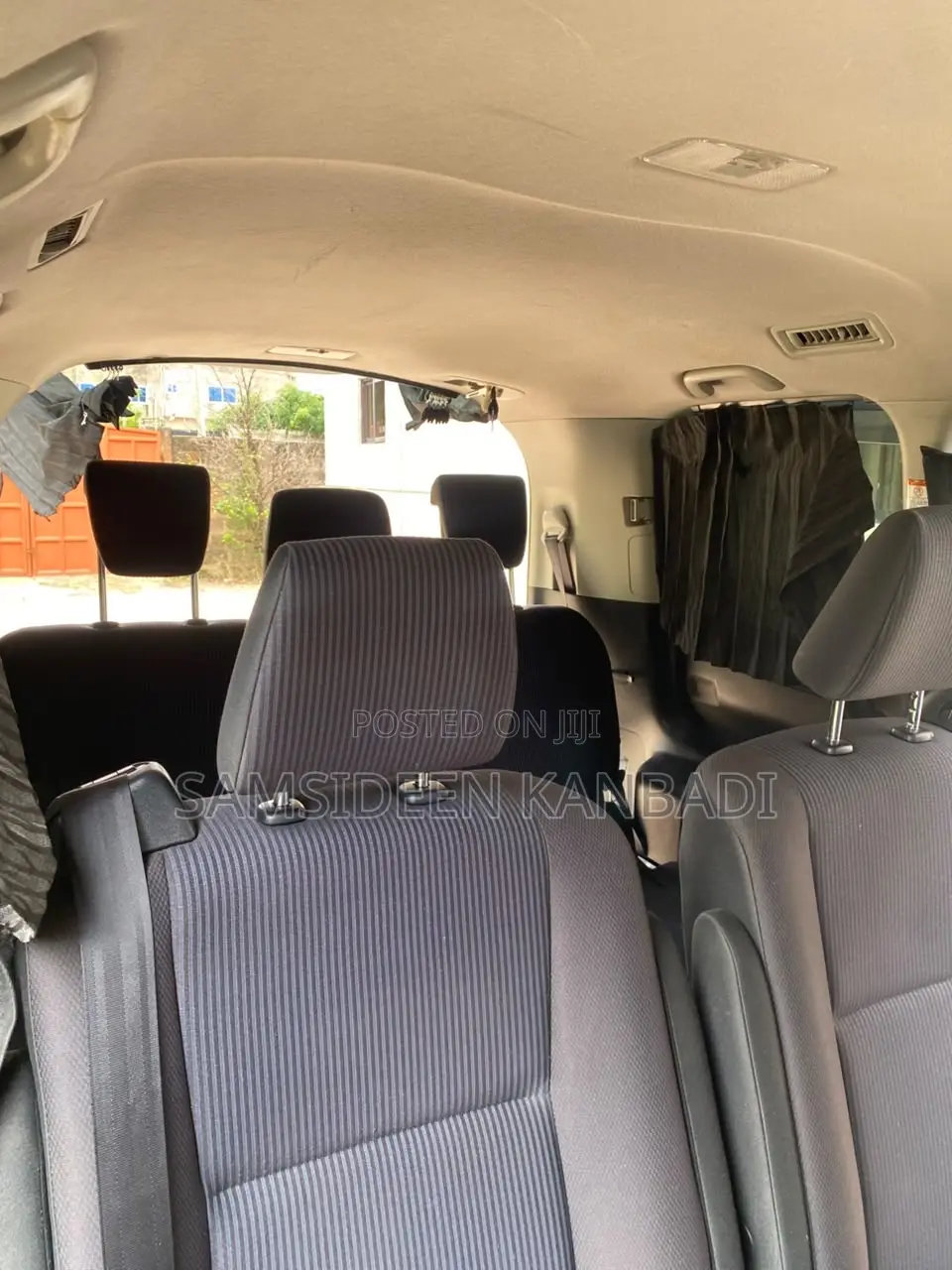 Toyota Voxy 2015 Silver