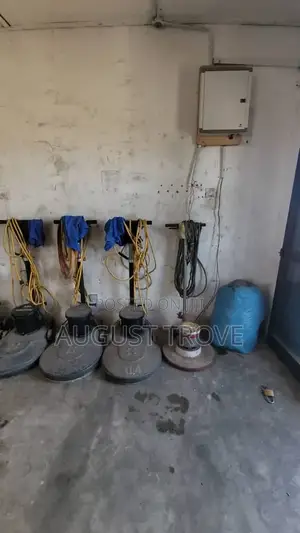 Used Industrial Floor Scrubbing Machines