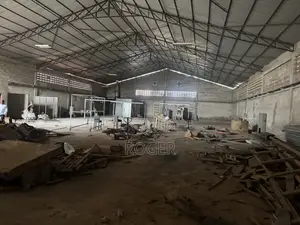 1000 SQM Warehouse for Rent at West Hills Mall