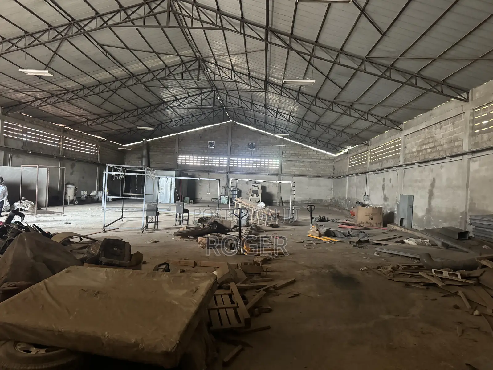 1000 SQM Warehouse for Rent at West Hills Mall