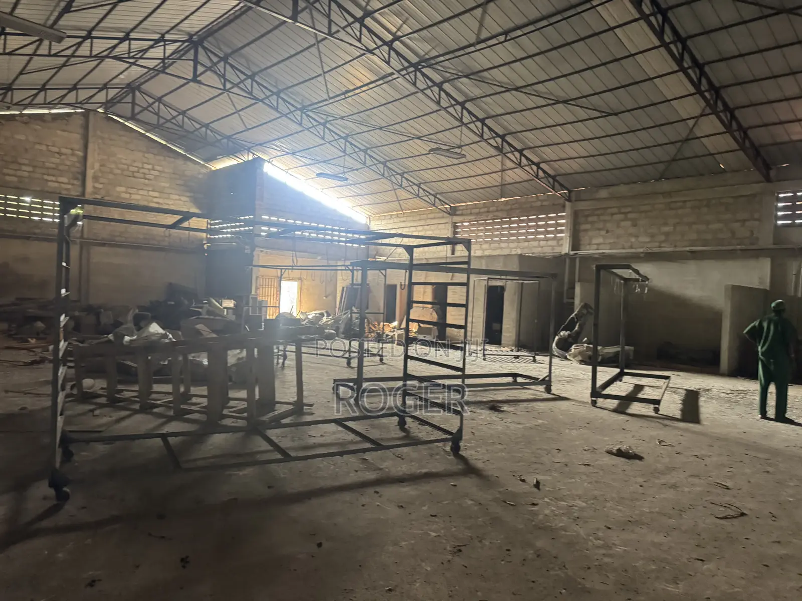 1000 SQM Warehouse for Rent at West Hills Mall