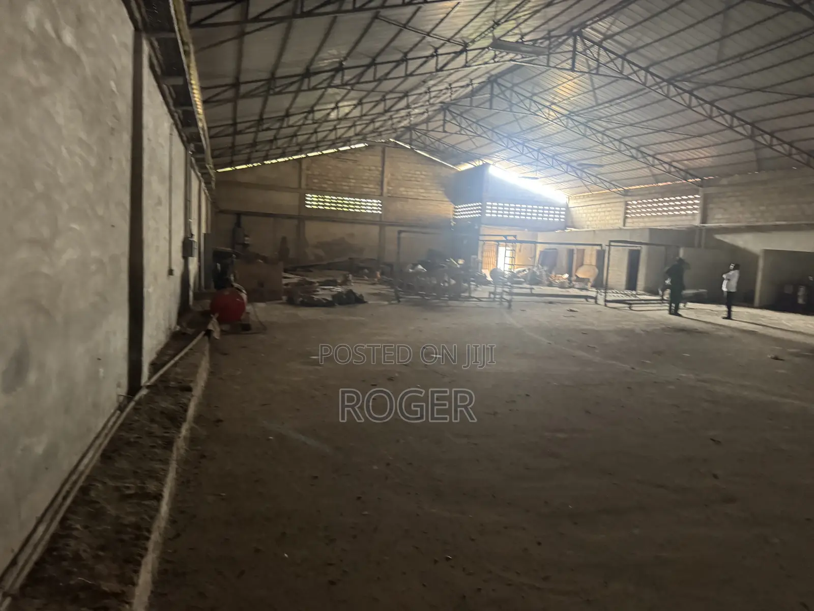 1000 SQM Warehouse for Rent at West Hills Mall