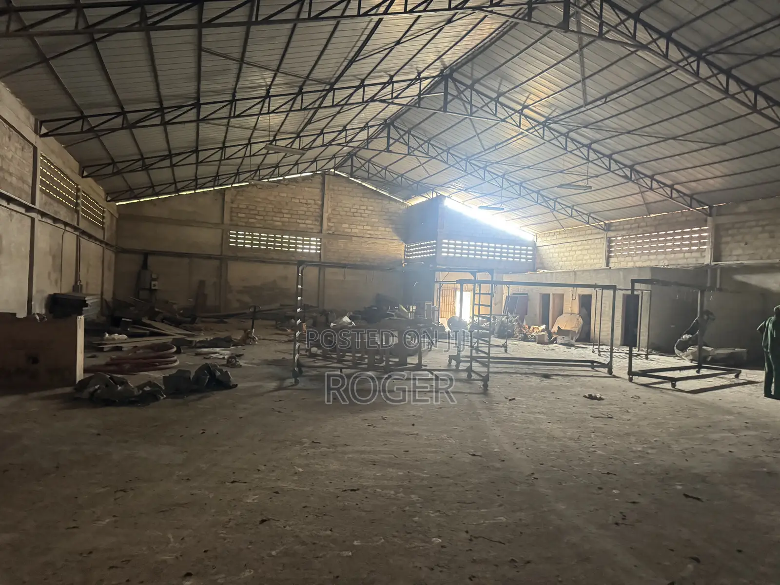 1000 SQM Warehouse for Rent at West Hills Mall