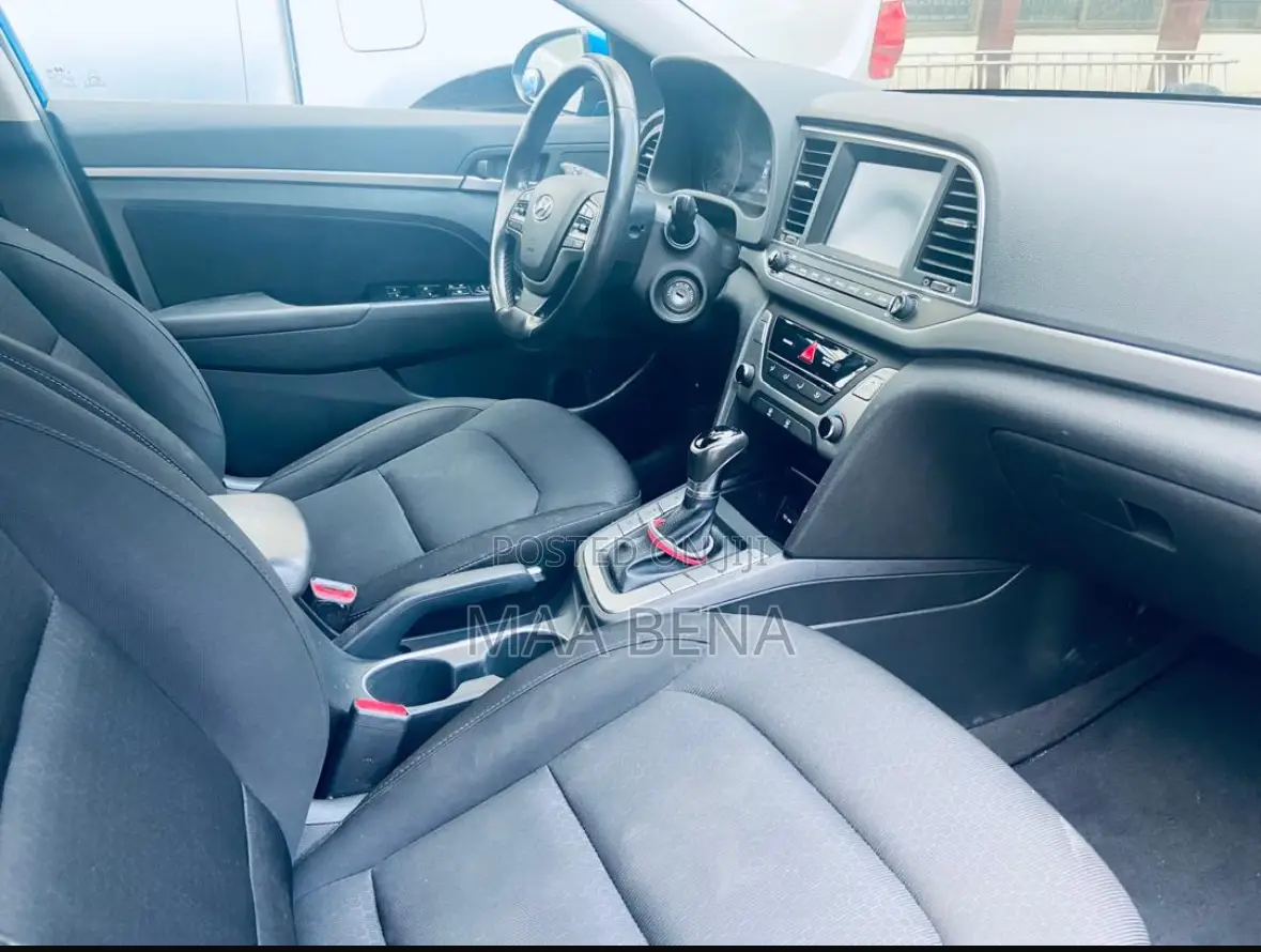 Hyundai Elantra Limited 2018 Blue