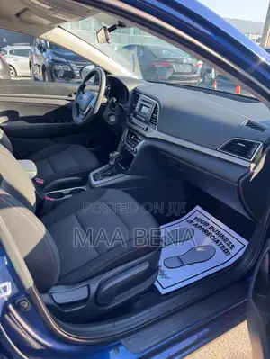 Hyundai Elantra Limited 2018 Blue