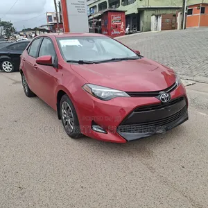 Toyota Corolla 2018 Red