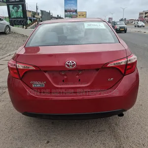 Toyota Corolla 2018 Red