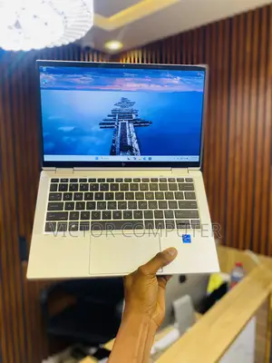 Laptop HP EliteBook x360 1030 G8 16GB Intel Core i7 SSD 512GB