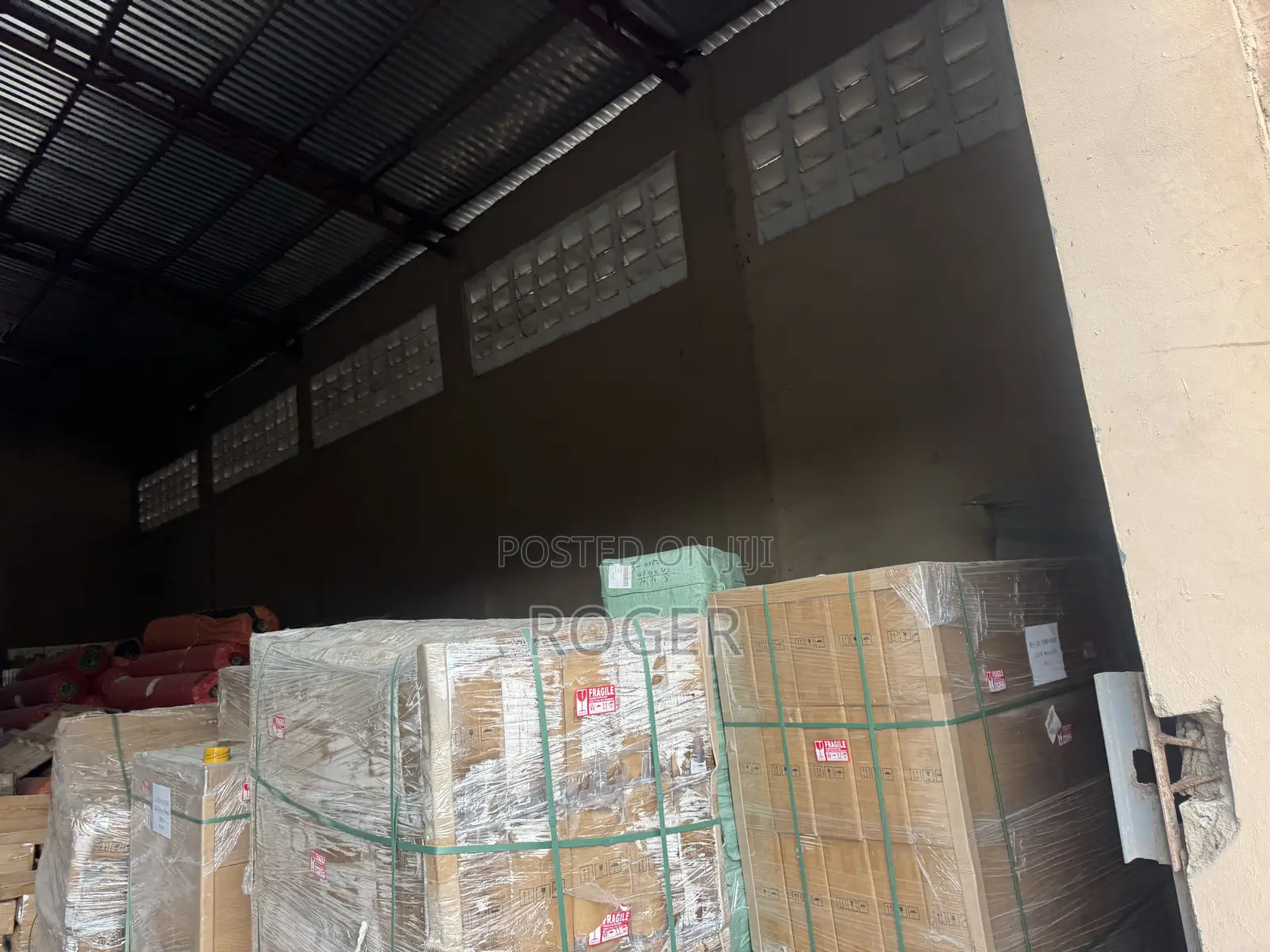 650 SQM With Office Complex for Rent in New Achimota