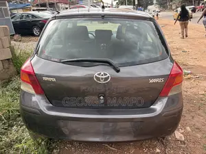 Toyota Yaris 2010 Gray