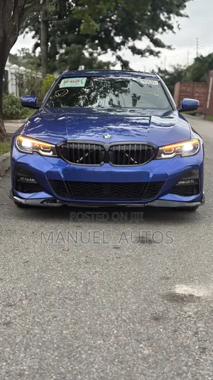 BMW 330i 2021 Blue