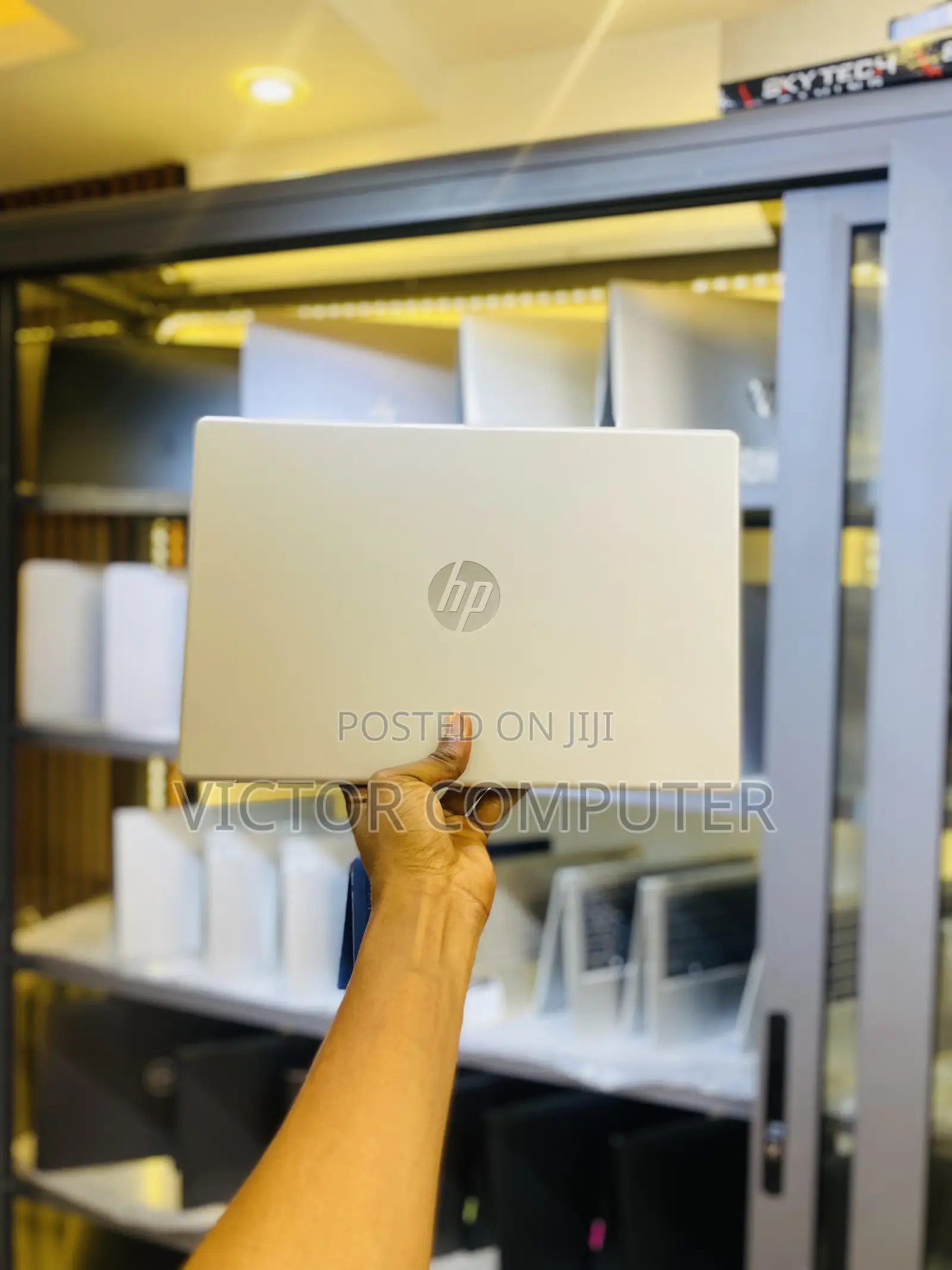 Laptop HP 14-dq1025cl 8GB Intel Core i3 SSD 256GB