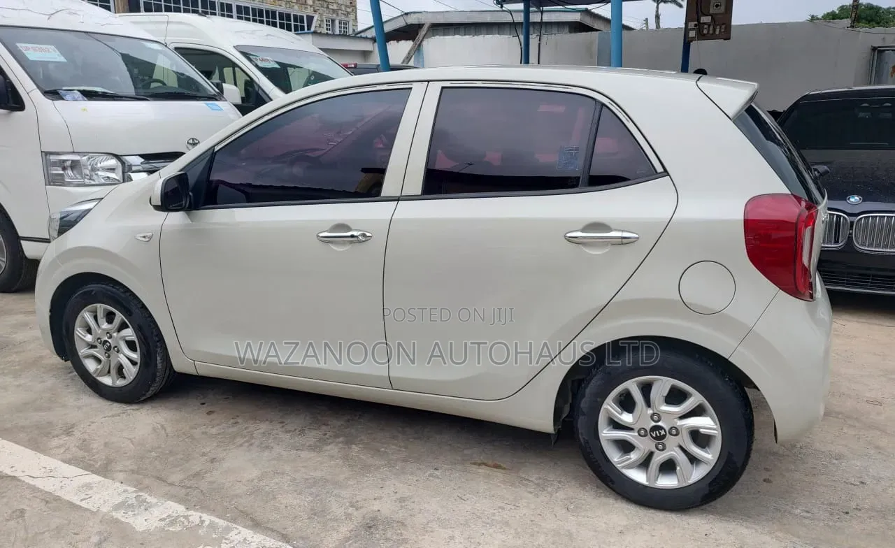 Kia Morning 2016 Off white