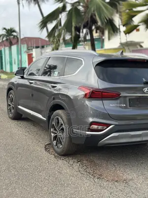 Hyundai Santa Fe Limited 2.0T AWD 2019 Gray