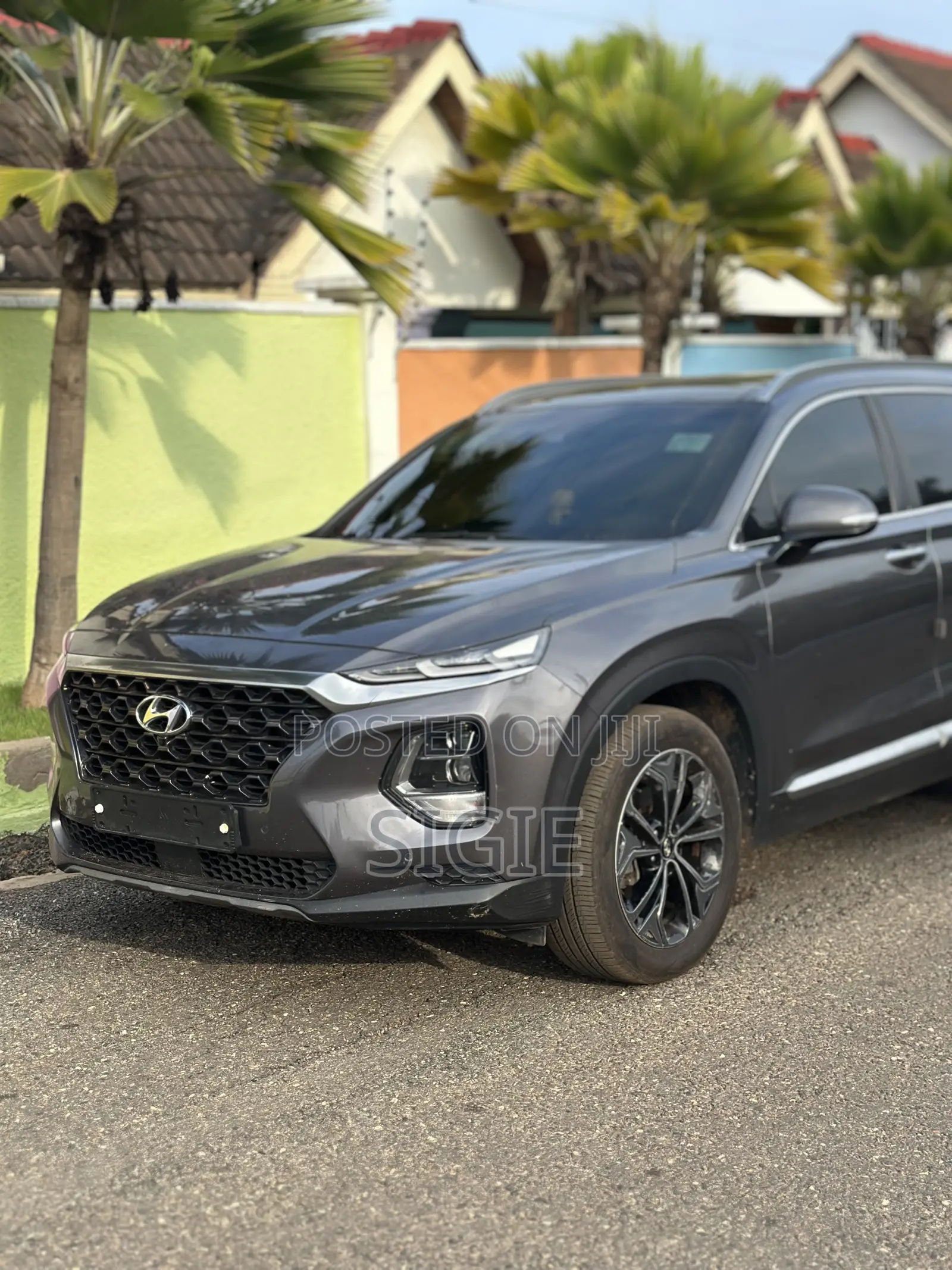 Hyundai Santa Fe Limited 2.0T AWD 2019 Gray