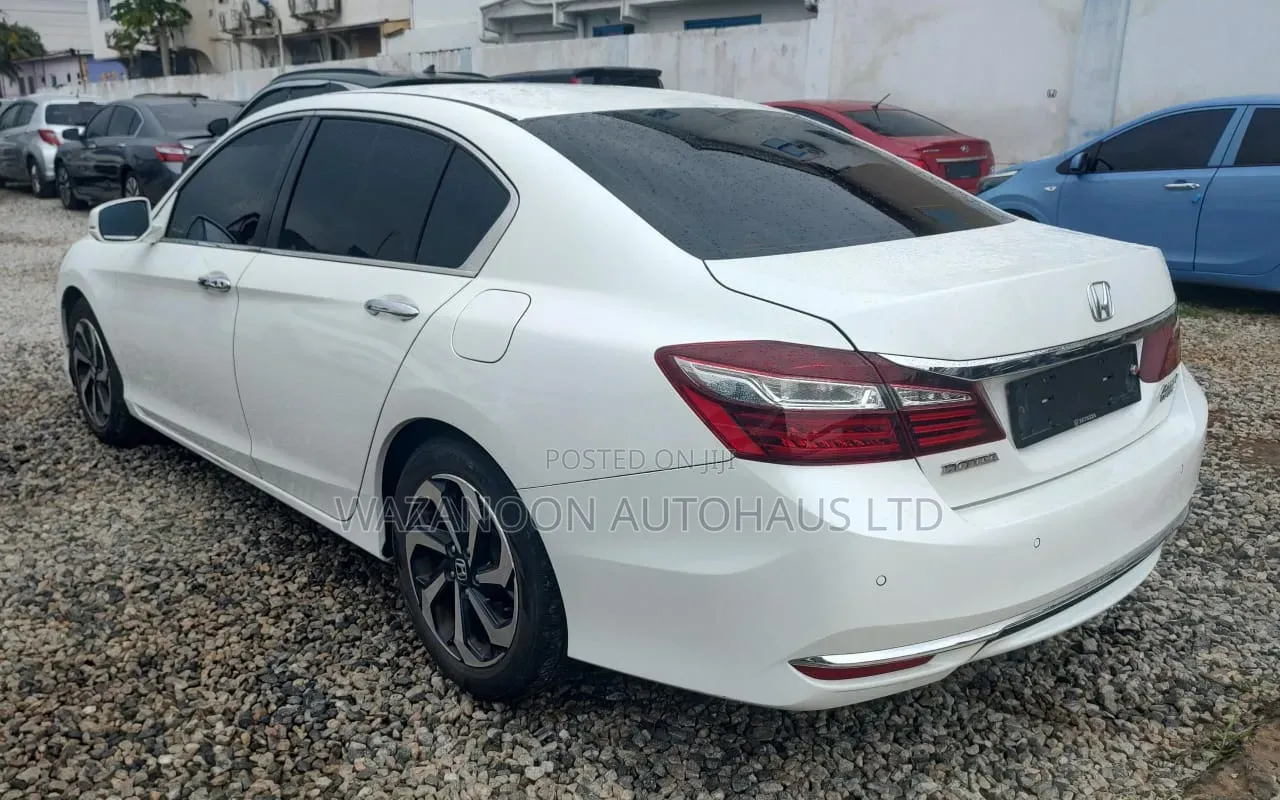 Honda Accord 2017 White