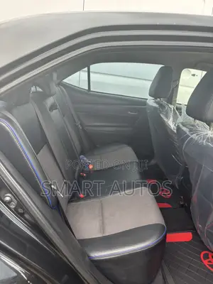 Toyota Corolla SE (1.8L 4cyl 2A) 2018 White