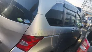 Honda Freed 2013 Silver
