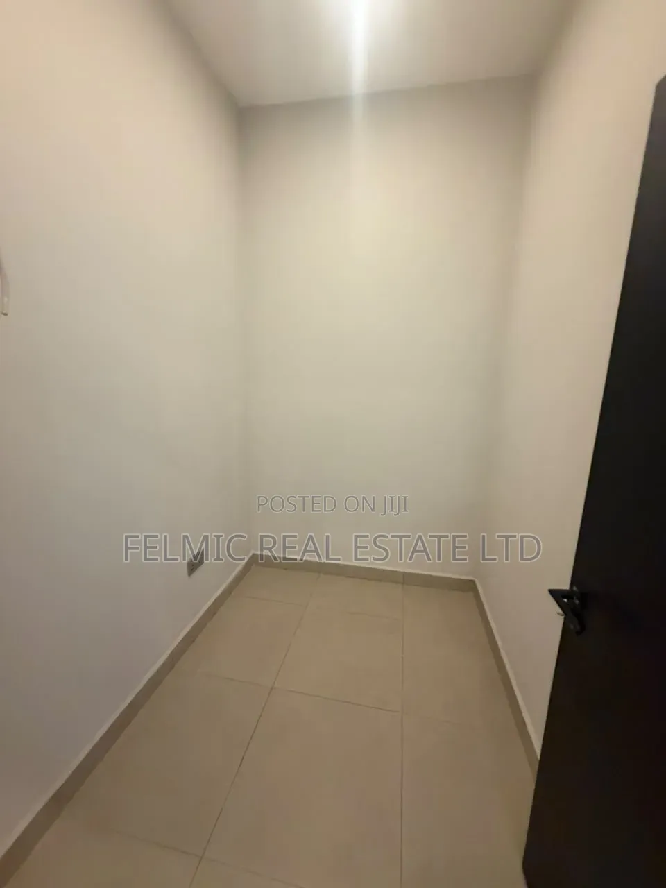 4bdrm Duplex in Felmic Real Estate, Accra Metropolitan for sale